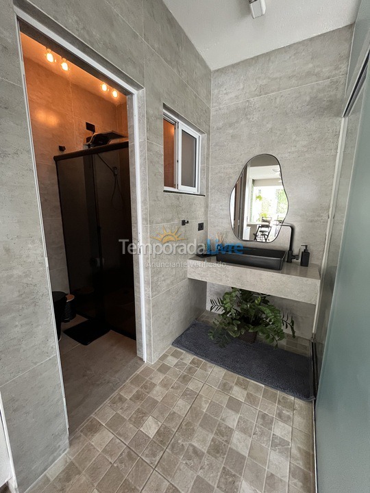 Casa para alquiler de vacaciones em Matinhos (Caiobá)