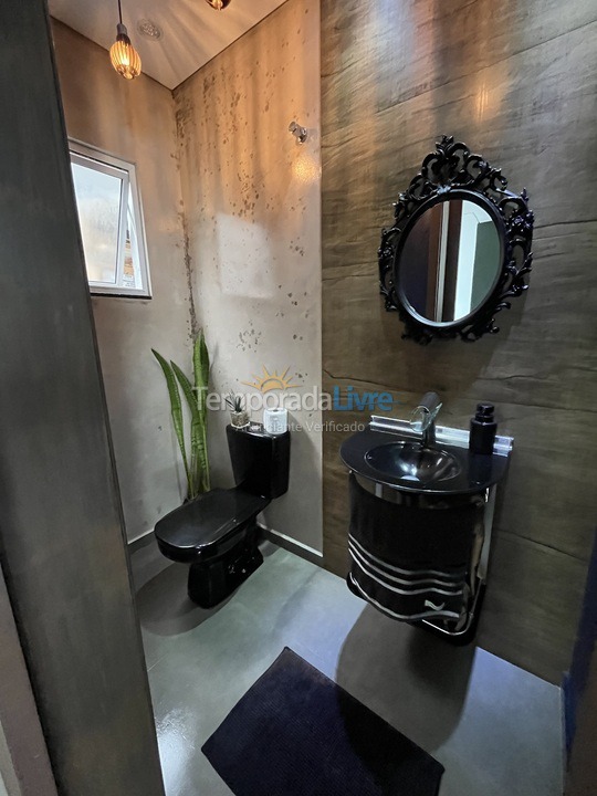 Casa para alquiler de vacaciones em Matinhos (Caiobá)