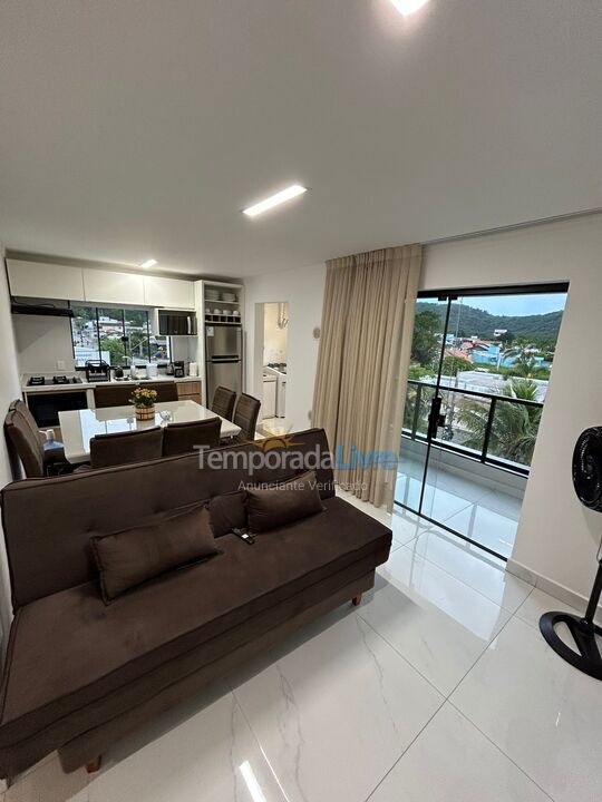 Apartamento para aluguel de temporada em Bombinhas (Praia de Bombas)