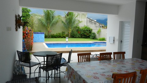 New, modern house, pool, Wi-Fi in the Condominium Morada da Praia - Boraceia