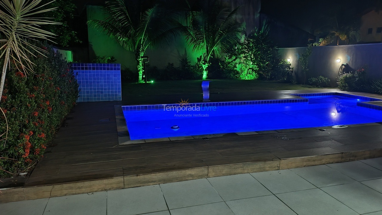 Casa para alquiler de vacaciones em Bertioga (Condominio Morada da Praia)