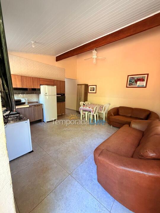 Casa para alquiler de vacaciones em Ubatuba (Maranduba)