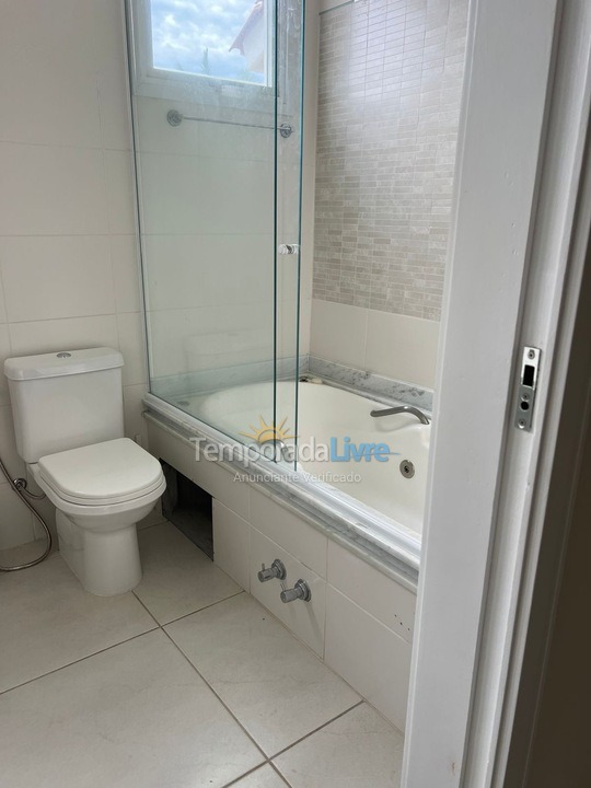 Apartment for vacation rental in Florianópolis (Jurere Tradicional)