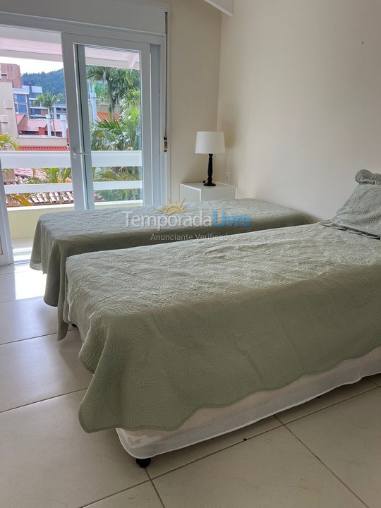 Apartment for vacation rental in Florianópolis (Jurere Tradicional)