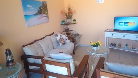 Sala de estar com smart tv (netflix-globoplay)