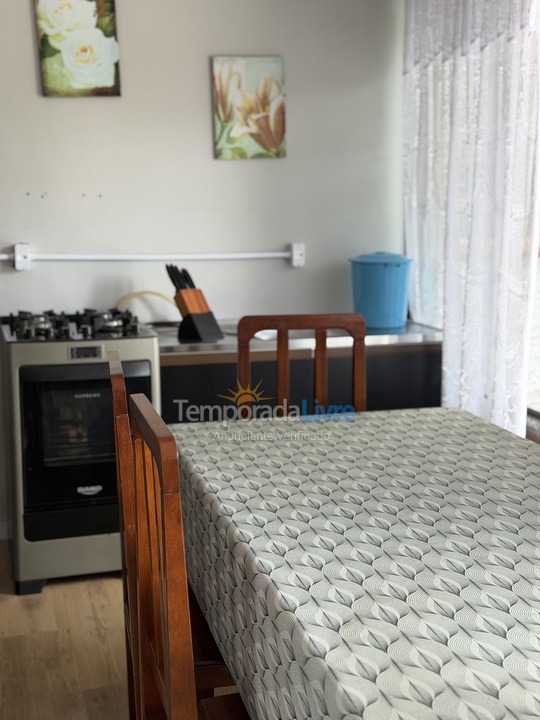 Casa para alquiler de vacaciones em São Francisco do Sul (Ubatuba)