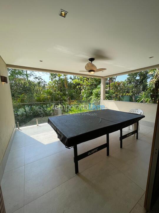 Casa para alquiler de vacaciones em São Sebastião (Praia da Baleia)