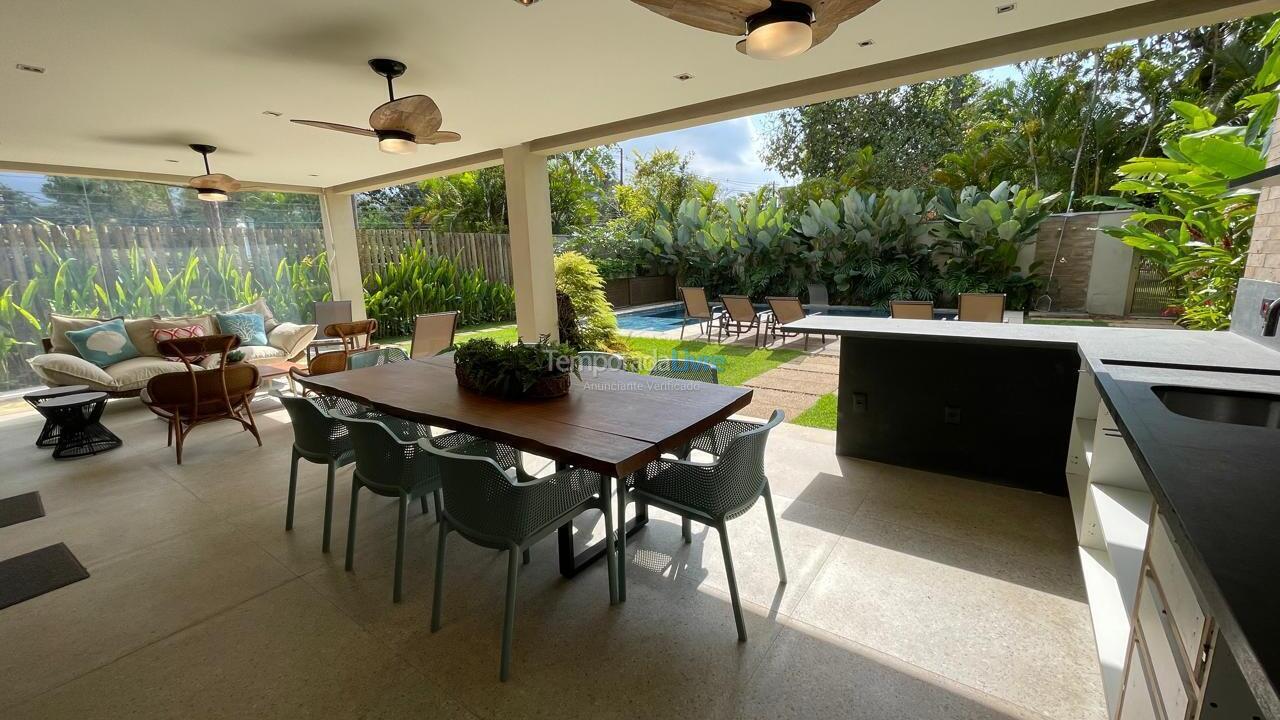 Casa para alquiler de vacaciones em São Sebastião (Praia da Baleia)