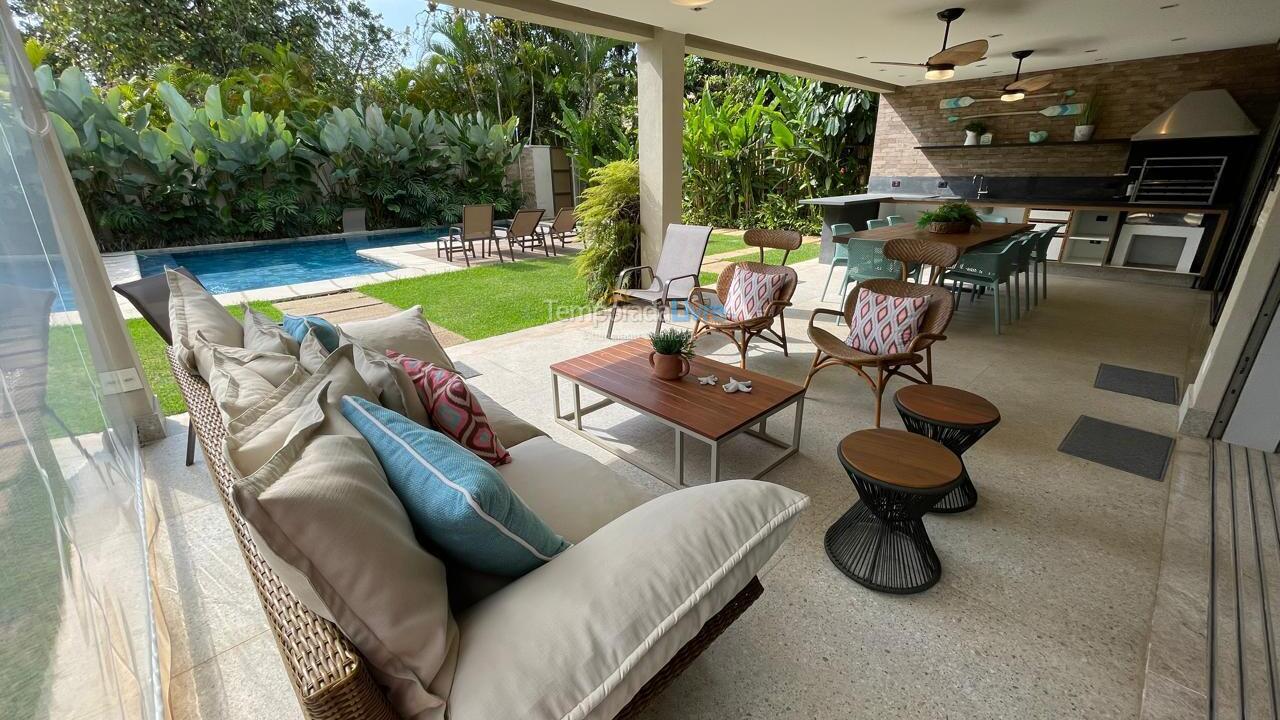 Casa para alquiler de vacaciones em São Sebastião (Praia da Baleia)