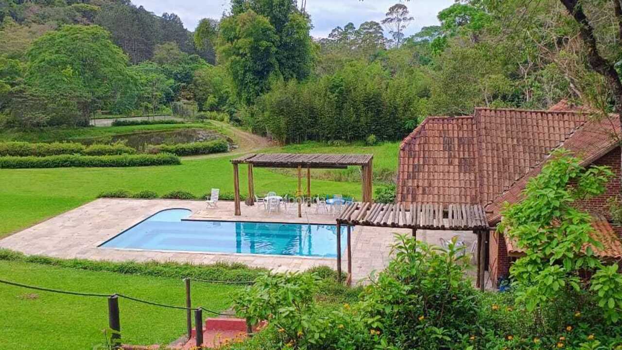 Granja para alquiler de vacaciones em Itapecerica da Serra (Potuverá)