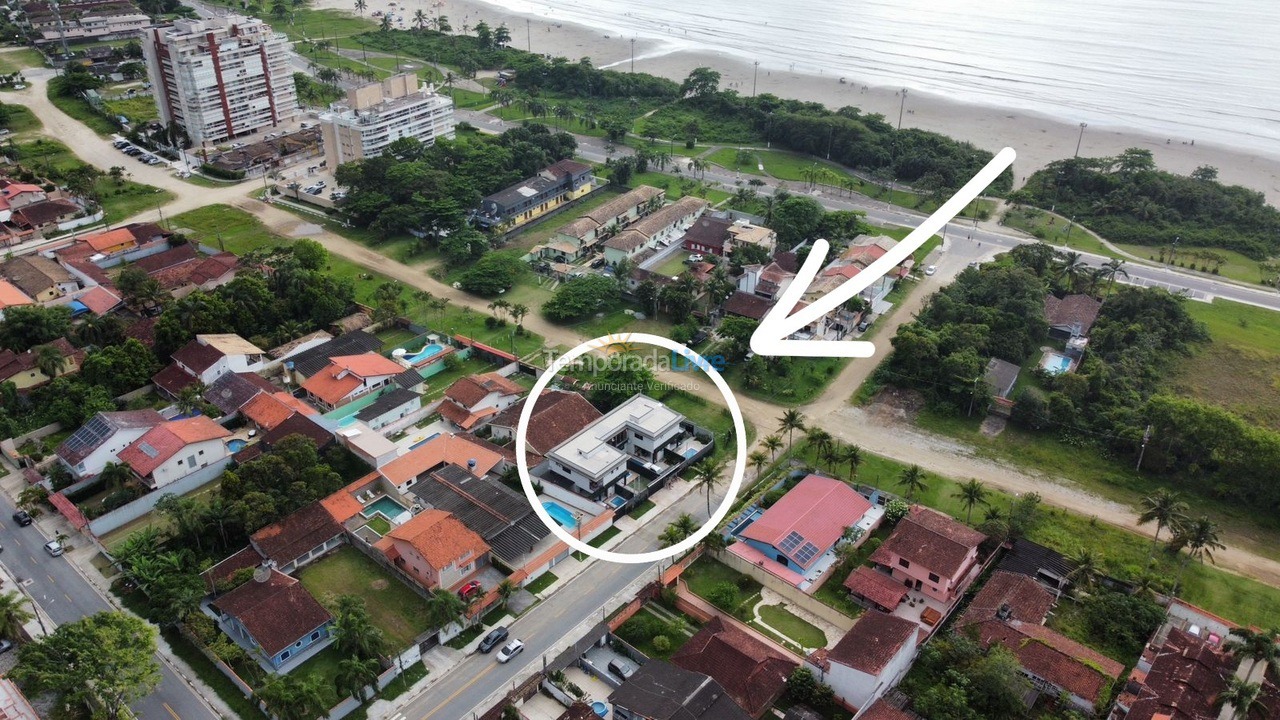 House for vacation rental in Bertioga (Indaiá)