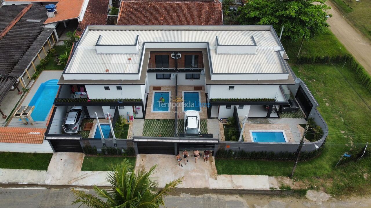 House for vacation rental in Bertioga (Praia do Indaiá)