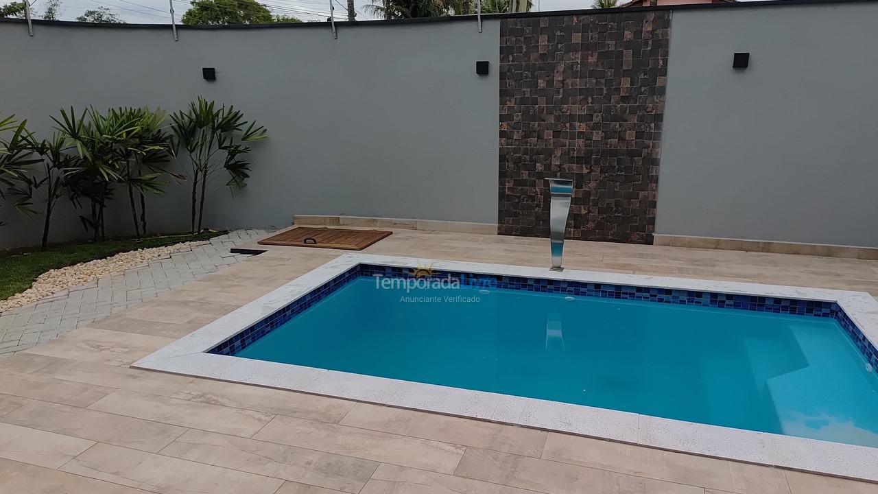 House for vacation rental in Bertioga (Praia do Indaiá)