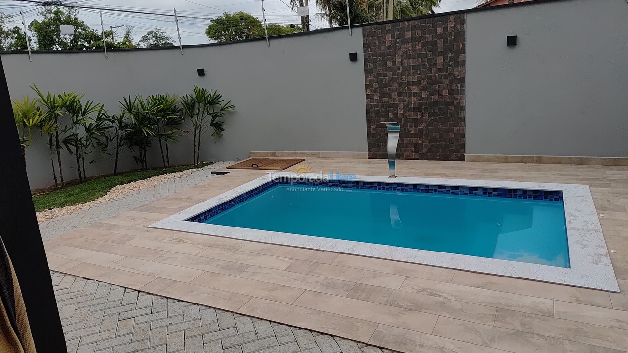 House for vacation rental in Bertioga (Praia do Indaiá)