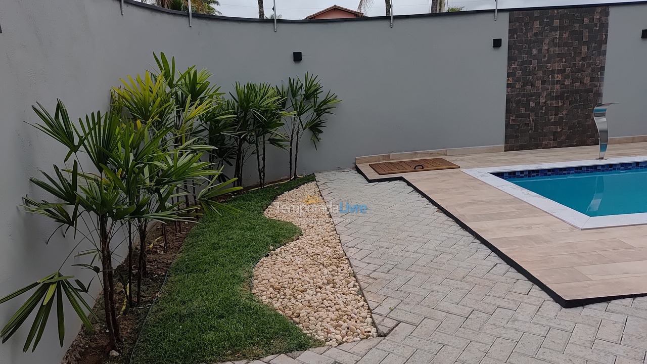 House for vacation rental in Bertioga (Praia do Indaiá)