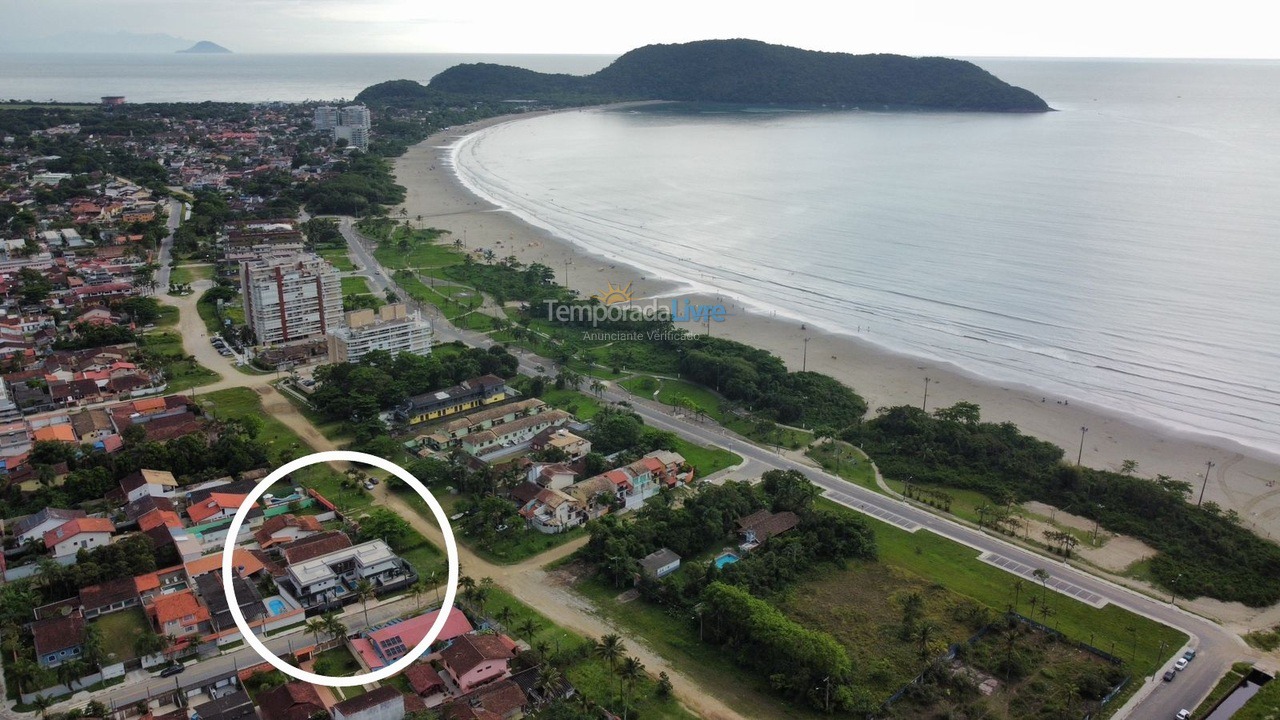 House for vacation rental in Bertioga (Praia do Indaiá)