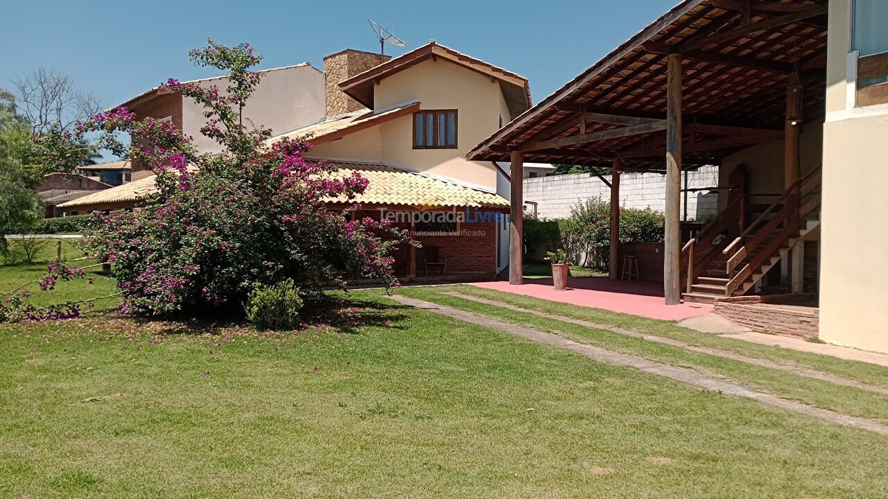 Chácara / sítio para aluguel de temporada em Piracaia (Piracaia)