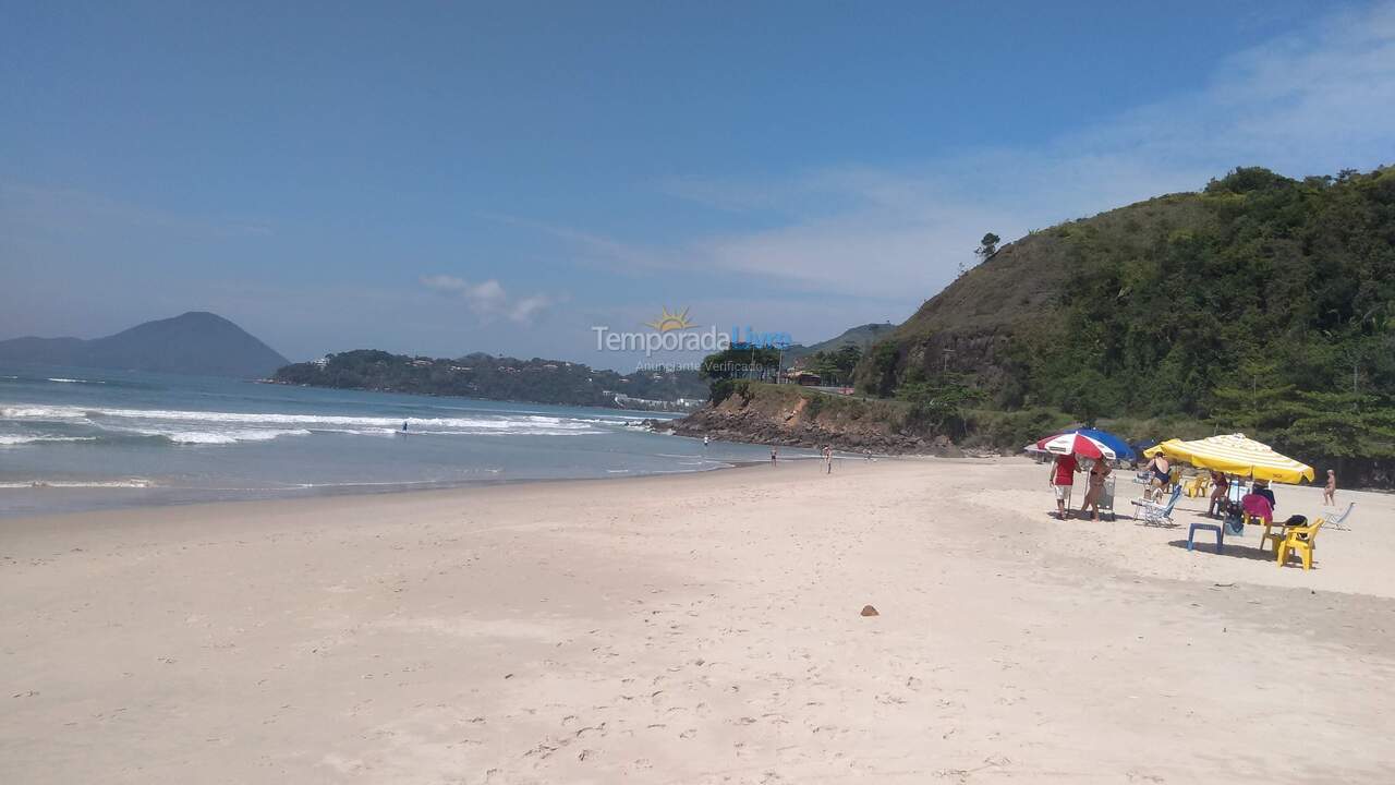 Apartamento para aluguel de temporada em Ubatuba (Praia Grande)