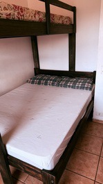 Apto 2 quartos Tenório