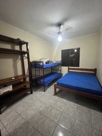 Apartamento a 5 minutos a pie de la playa de Maranduba