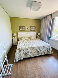 CASA FRENTE AO MAR NA PRAIA DA BALEIA