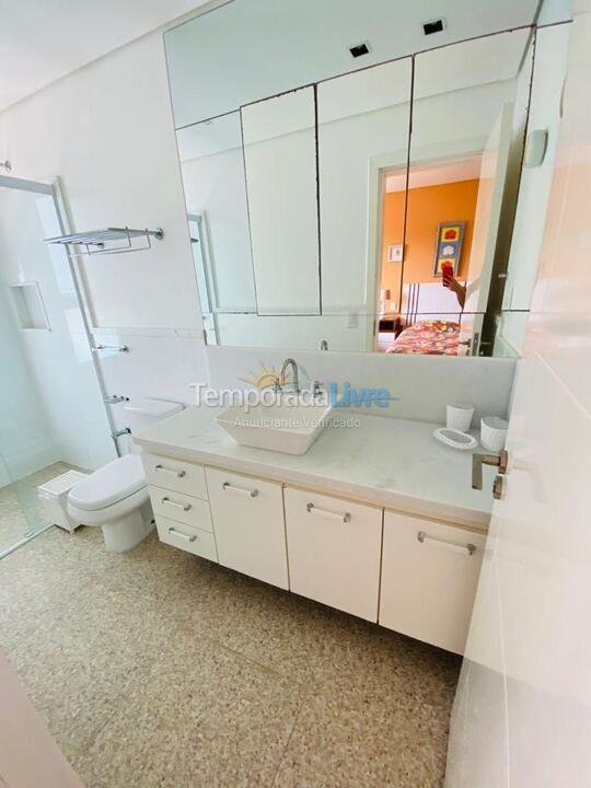 Casa para aluguel de temporada em São Sebastião (Praia da Baleia)