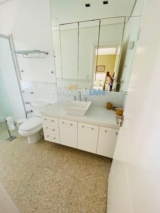 Casa para aluguel de temporada em São Sebastião (Praia da Baleia)