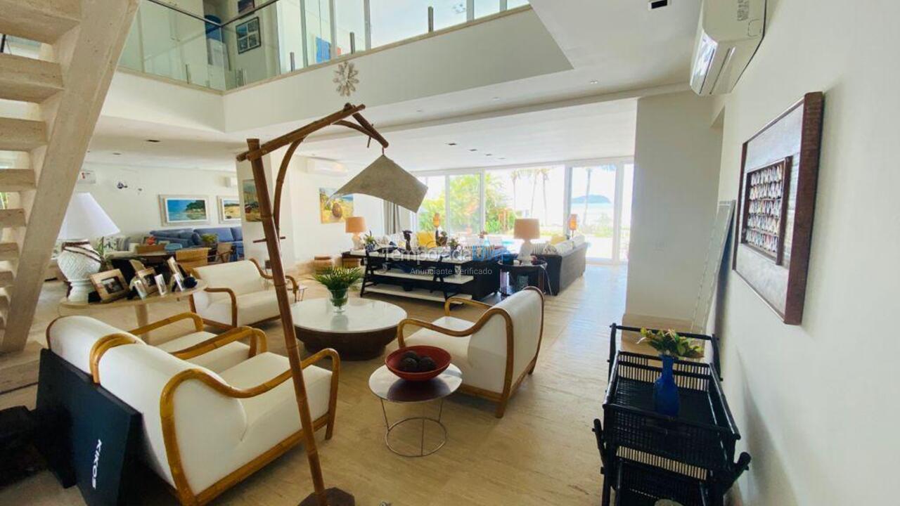 Casa para aluguel de temporada em São Sebastião (Praia da Baleia)