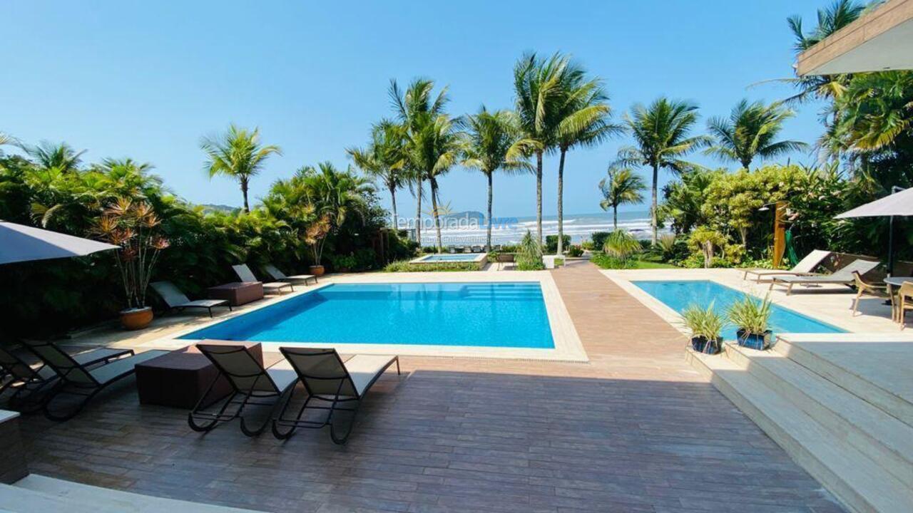 Casa para aluguel de temporada em São Sebastião (Praia da Baleia)