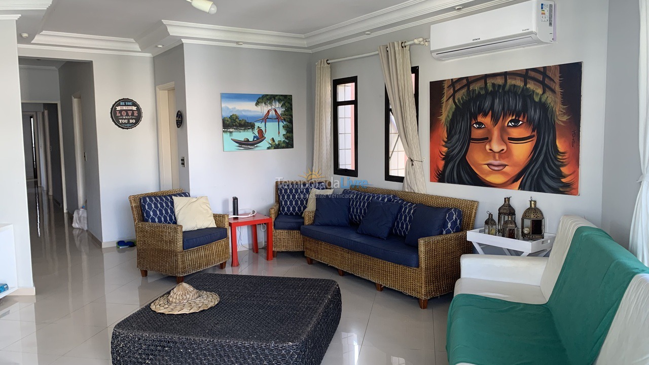 Apartamento para aluguel de temporada em Guarujá (Enseada)