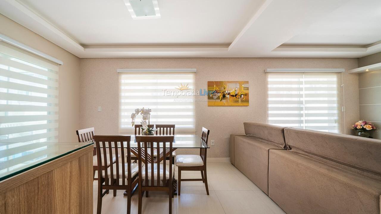 Apartment for vacation rental in Bombinhas (Canto Grande)