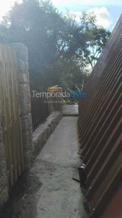 Casa para aluguel de temporada em Florianópolis (Vargem do Bom Jesus)