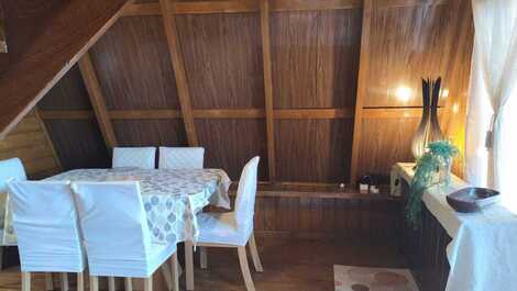 CABANA, CHALE DE MADEIRA, ESTILO SERRA, MÓVEIS MODERNO.