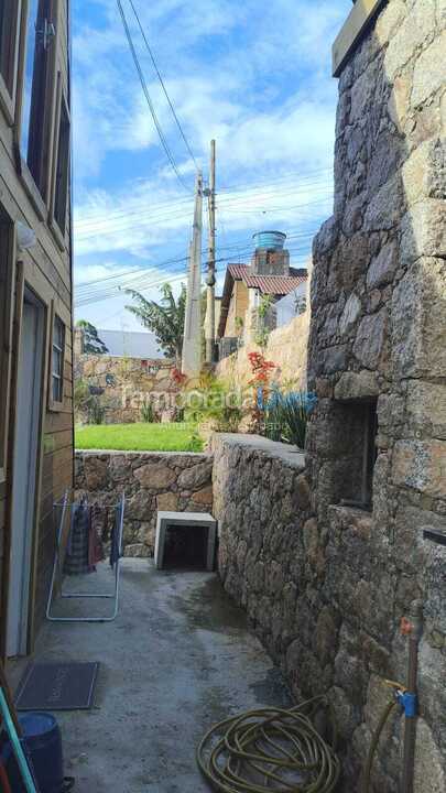 Casa para aluguel de temporada em Florianópolis (Vargem do Bom Jesus)