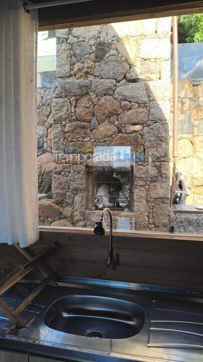 Casa para aluguel de temporada em Florianópolis (Vargem do Bom Jesus)