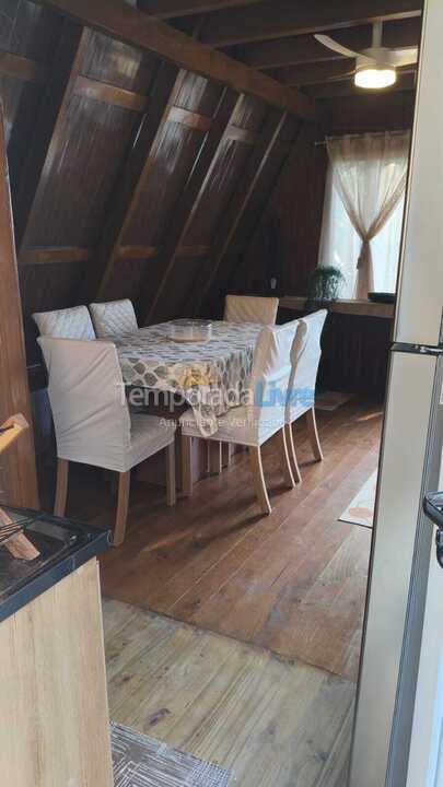 Casa para aluguel de temporada em Florianópolis (Vargem do Bom Jesus)