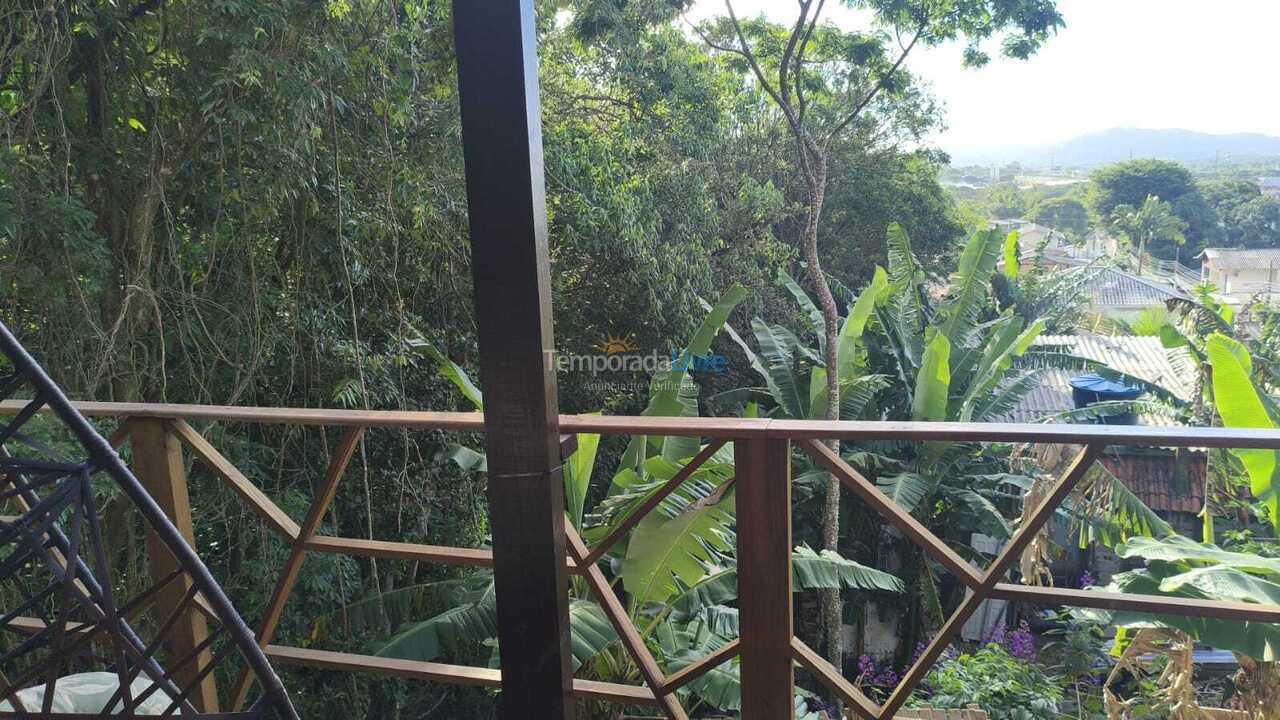 Casa para aluguel de temporada em Florianópolis (Vargem do Bom Jesus)