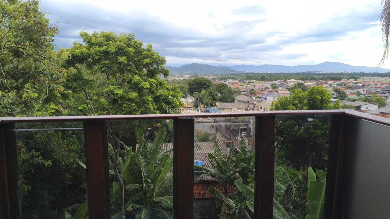 Casa para aluguel de temporada em Florianópolis (Vargem do Bom Jesus)