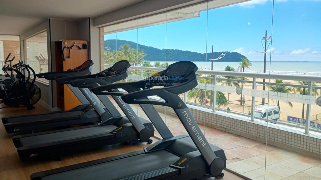 Apartamento para aluguel de temporada em Praia Grande (Guilhermina)