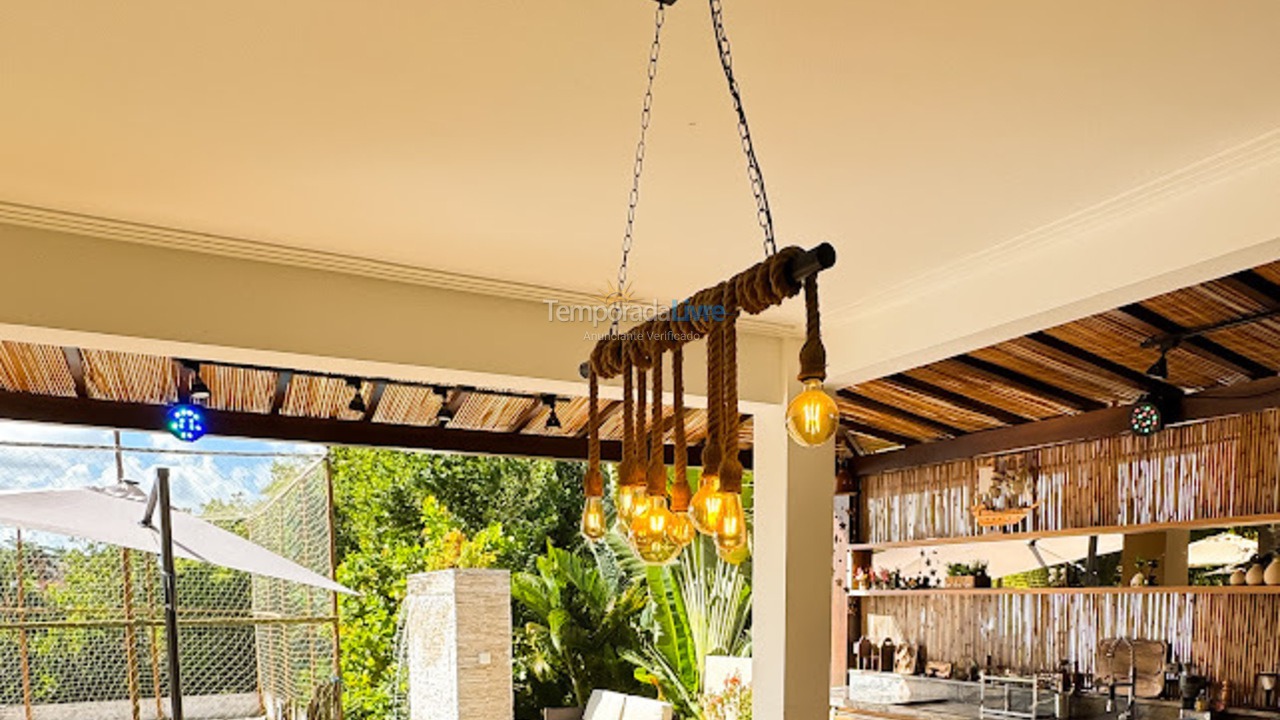 Casa para aluguel de temporada em Mata de São João (Praia do Forte)