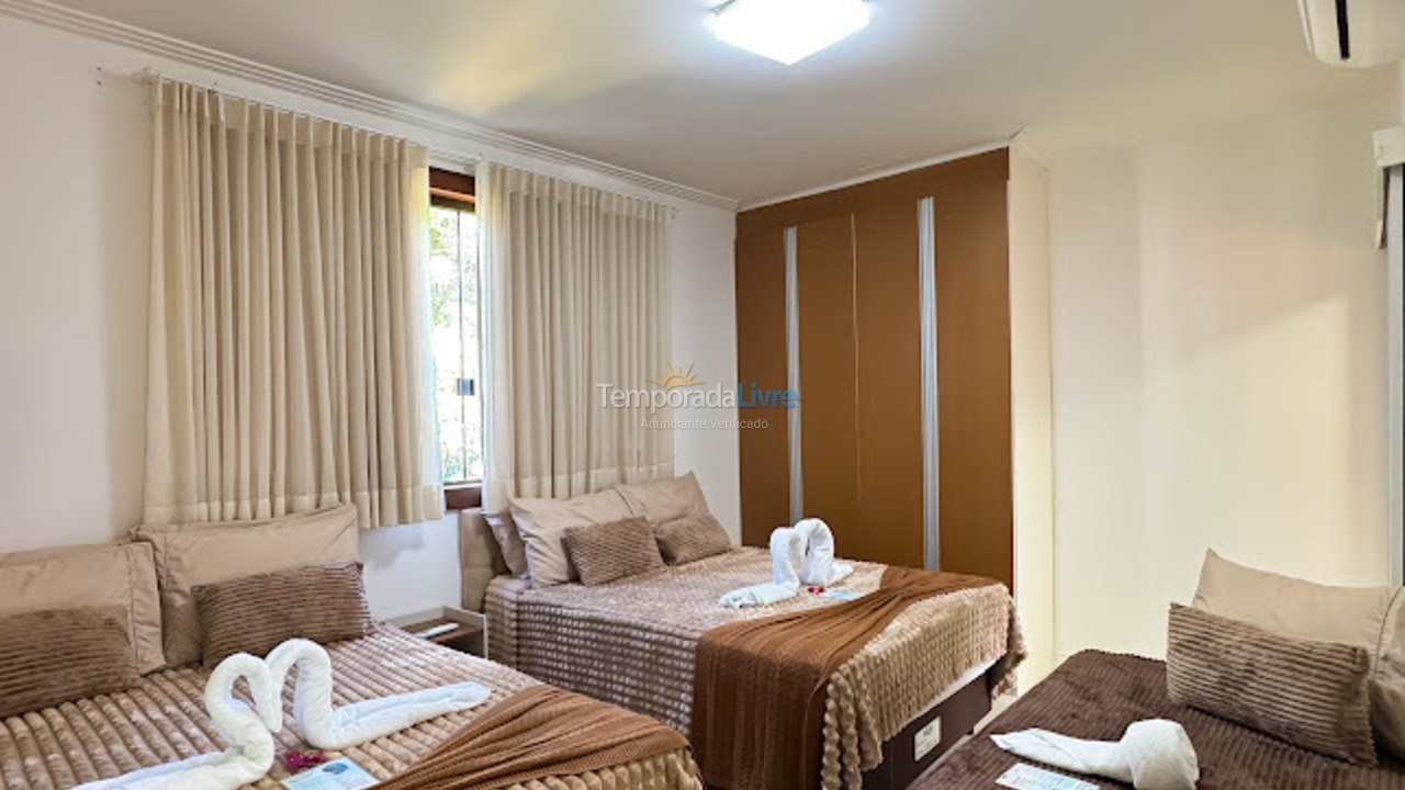 Casa para aluguel de temporada em Mata de São João (Praia do Forte)