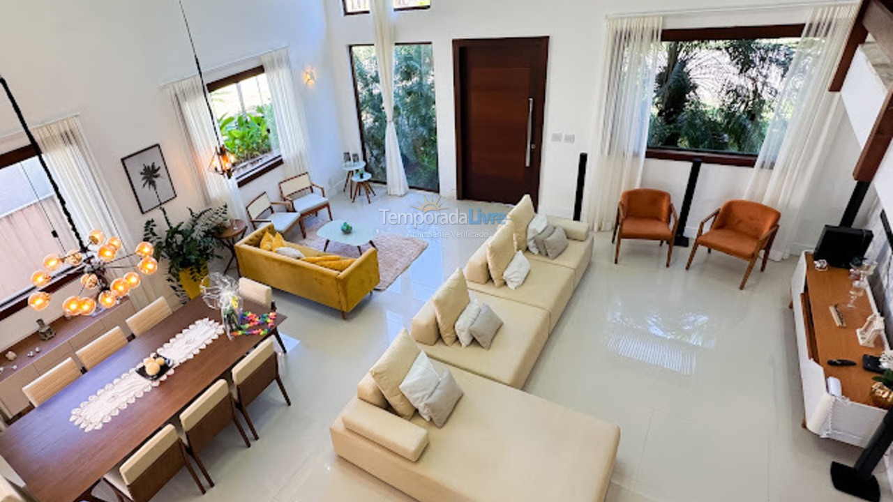 Casa para aluguel de temporada em Mata de São João (Praia do Forte)