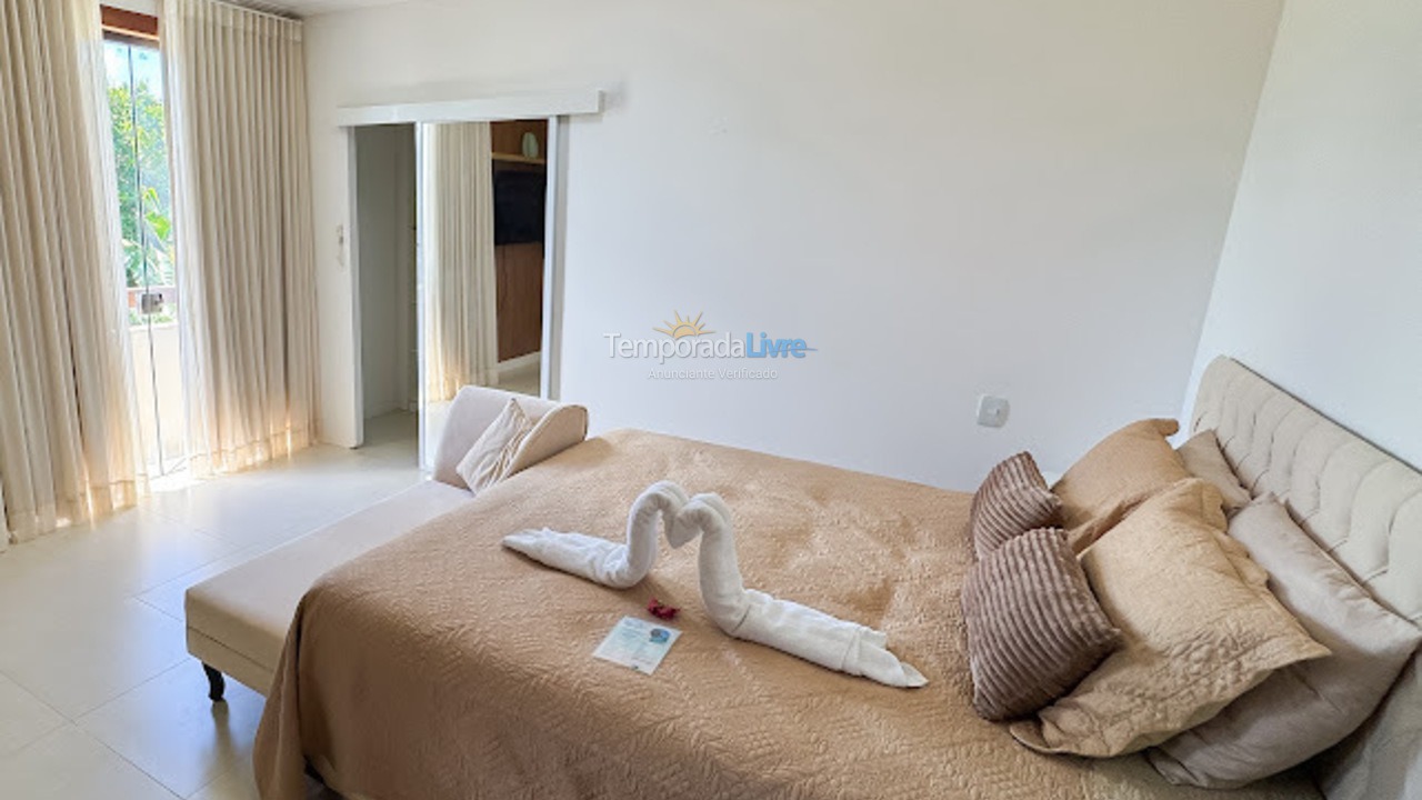 Casa para aluguel de temporada em Mata de São João (Praia do Forte)