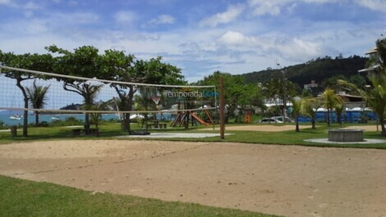 Casa para aluguel de temporada em Florianópolis (Jurere Tradicional)
