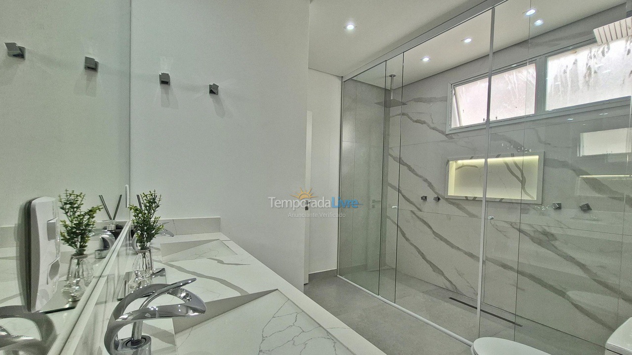 Casa para alquiler de vacaciones em Bertioga (Riviera de São Lourenço)