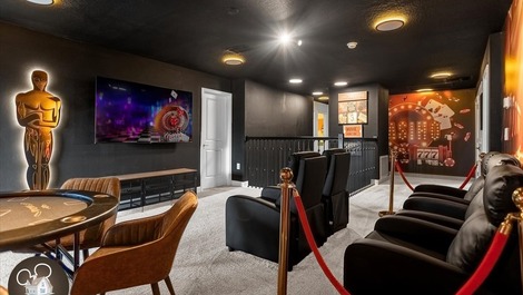 Casa com 9 quartos próximo a Disney