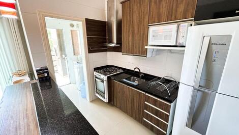 Apartamento 03 Dormitórios em Mariscal