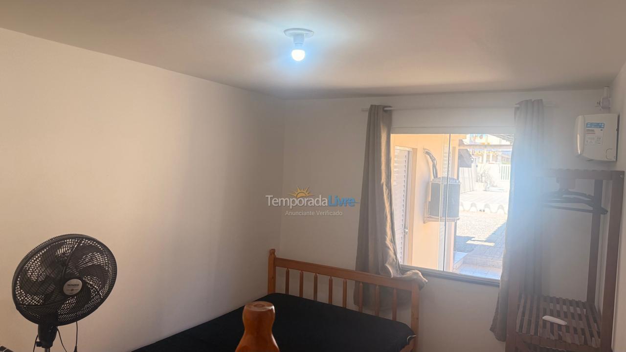 Casa para aluguel de temporada em Guaratuba (Barra do Saí)