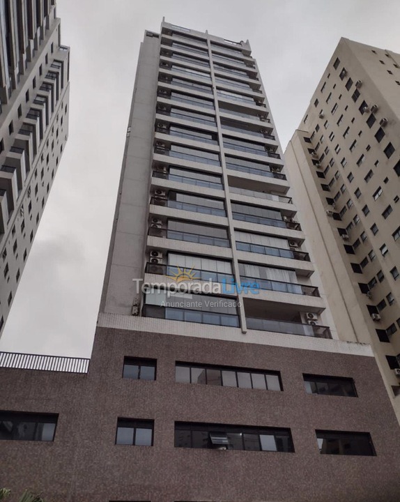 Apartamento para aluguel de temporada em Guarujá (Pitangueiras)