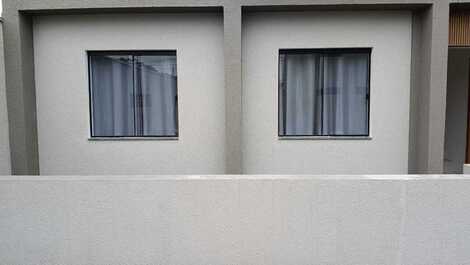 Casa para alugar em Paranaguá - Yamaguchi